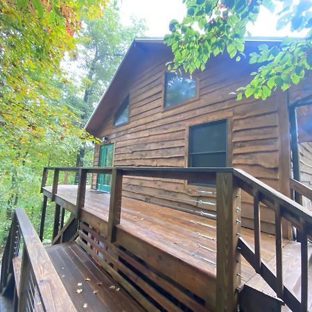The Treehouse At The Rustic Retreat Hotell Nashville Eksteriør bilde