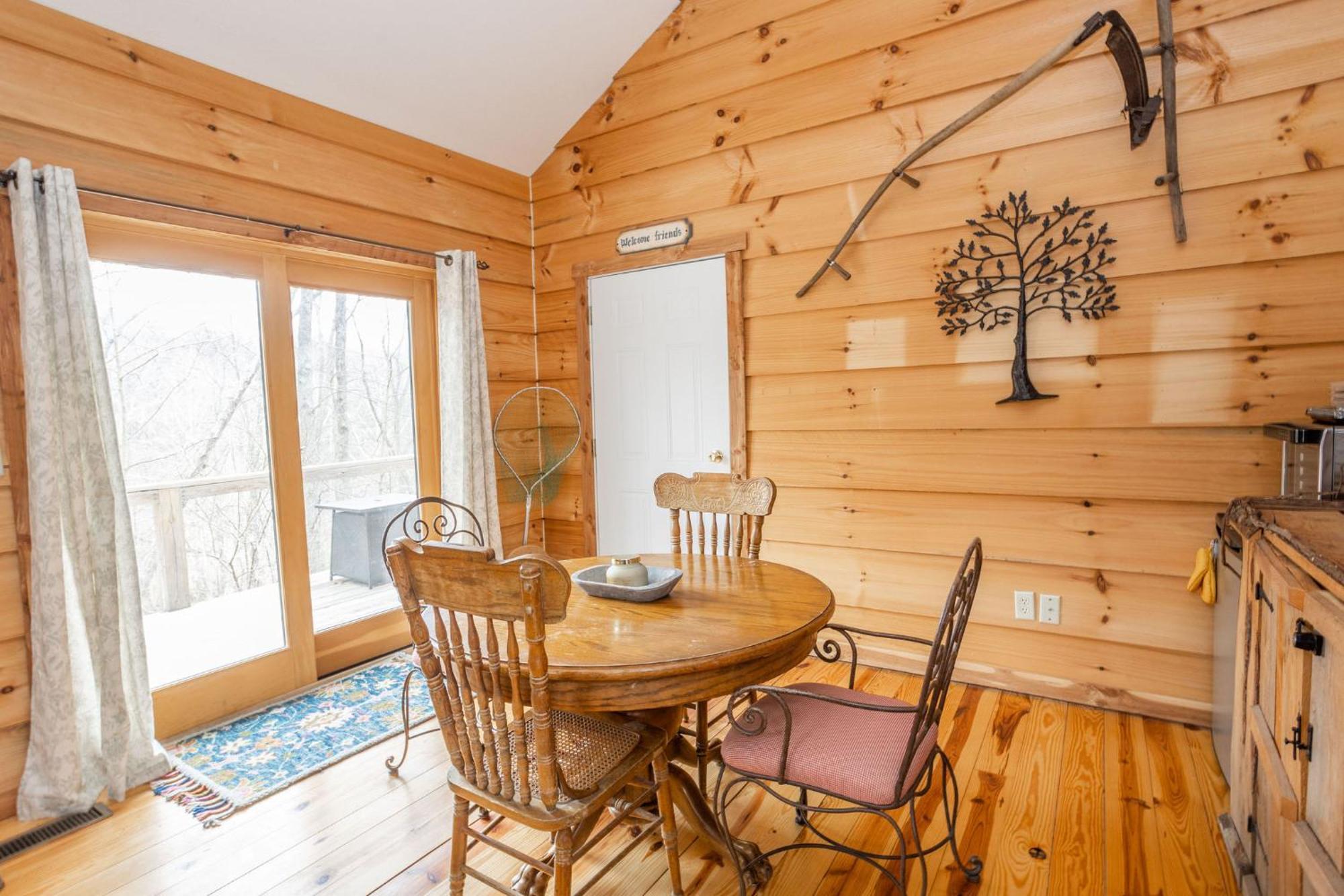 The Treehouse At The Rustic Retreat Hotell Nashville Eksteriør bilde